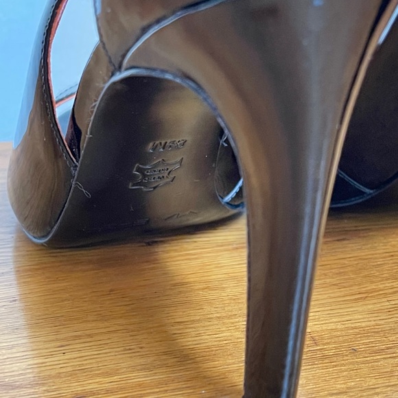 Via Spaga Black Patton Leather Heels - Picture 5 of 9